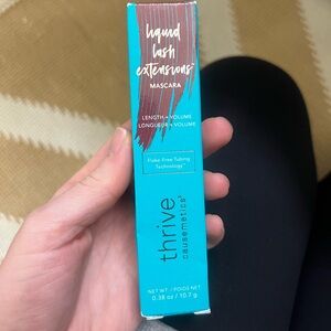 Thrive causemetics liquid lash extensions mascara berry brown tubing mascara